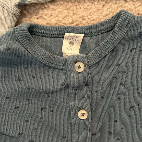 Bundle of 18-24M Kate Quinn long sleeve onesies. - Picture 3 of 4